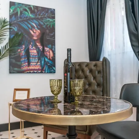 Art Center Apartment Split
