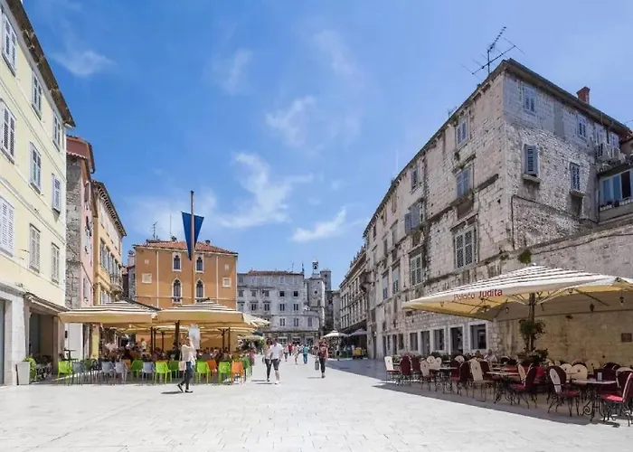 Art Center سبليت