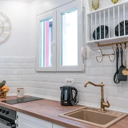 Apartman Art Center *