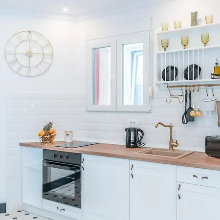 Apartman Art Center *